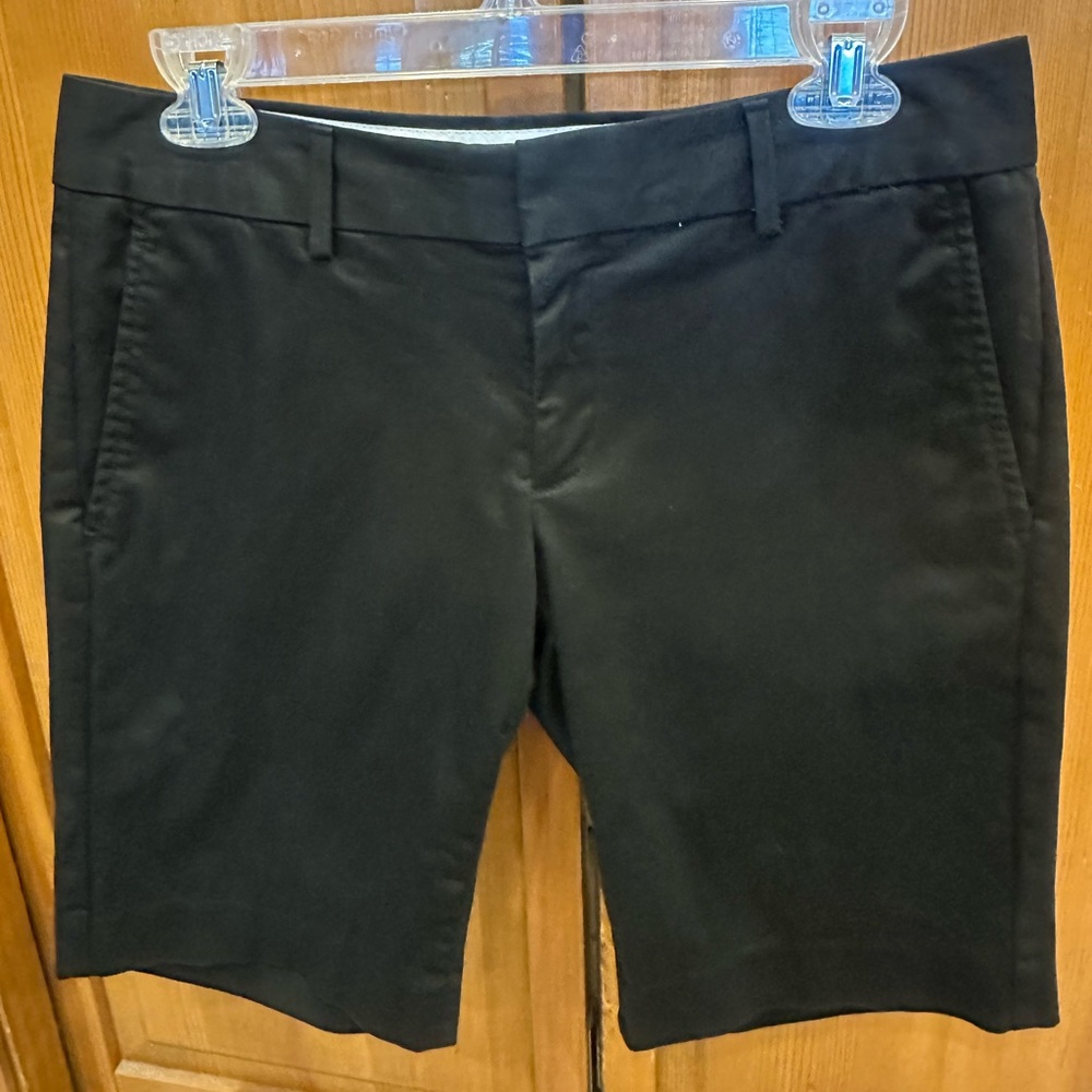 Banana Republic Women’s Bermuda Walking Shorts